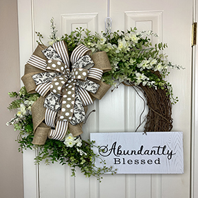 Everyday Wreath with Custom Sign